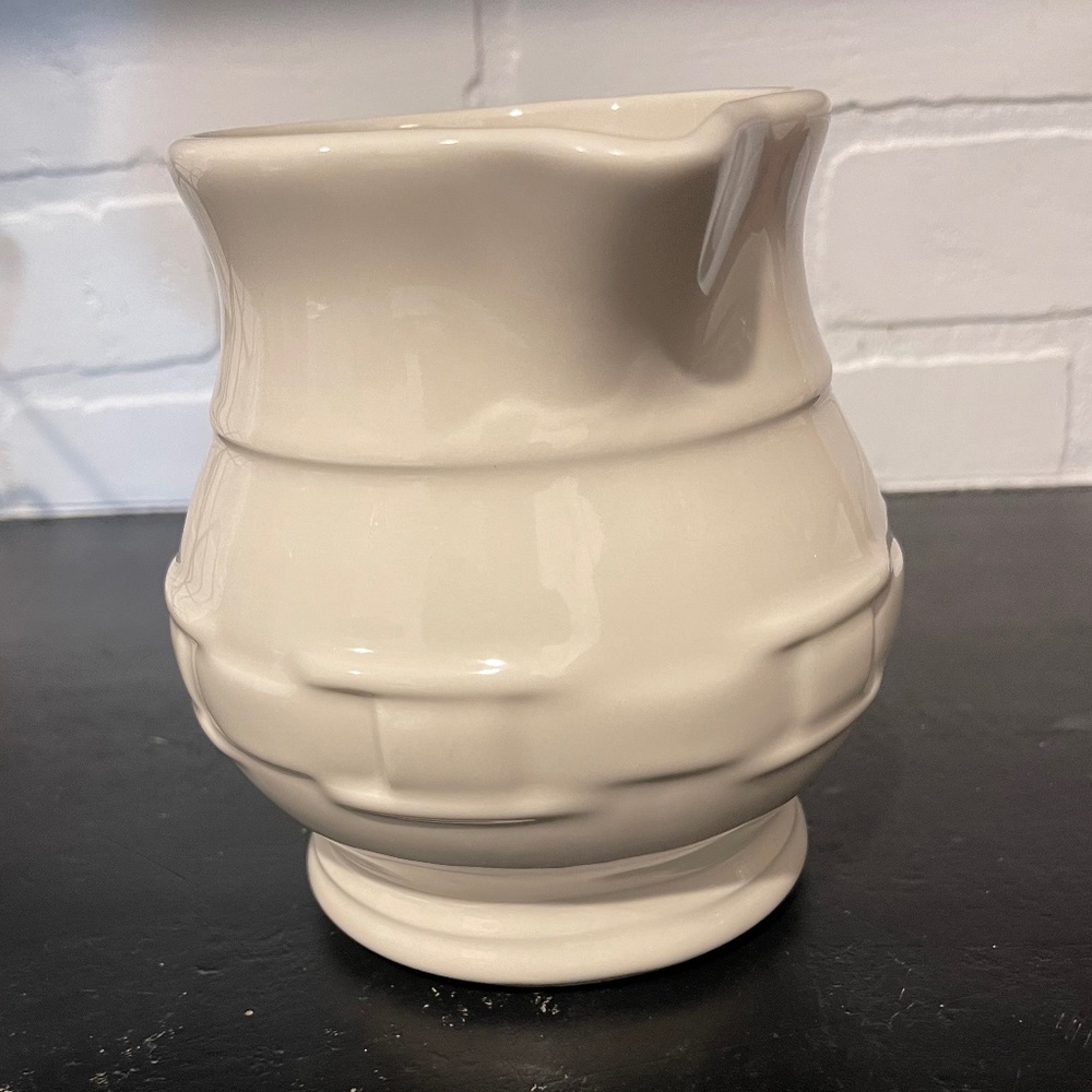 Longaberger Pitcher - Picture 5 of 9